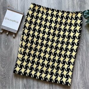 Inc international concepts y2k wool houndstooth pencil skirt in yellow. Size 8